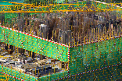 機械轟鳴中，建設(shè)底色不忘守底線——工地挖掘機施工程見聞與項目管理要求